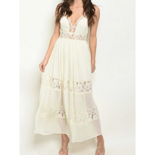 Della Lace Maxi Dress